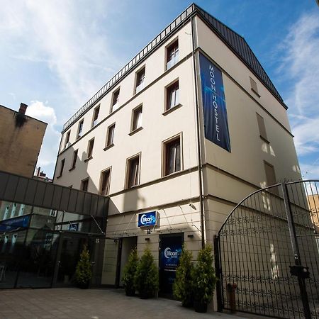 Moon Hostel Poznan Bagian luar foto