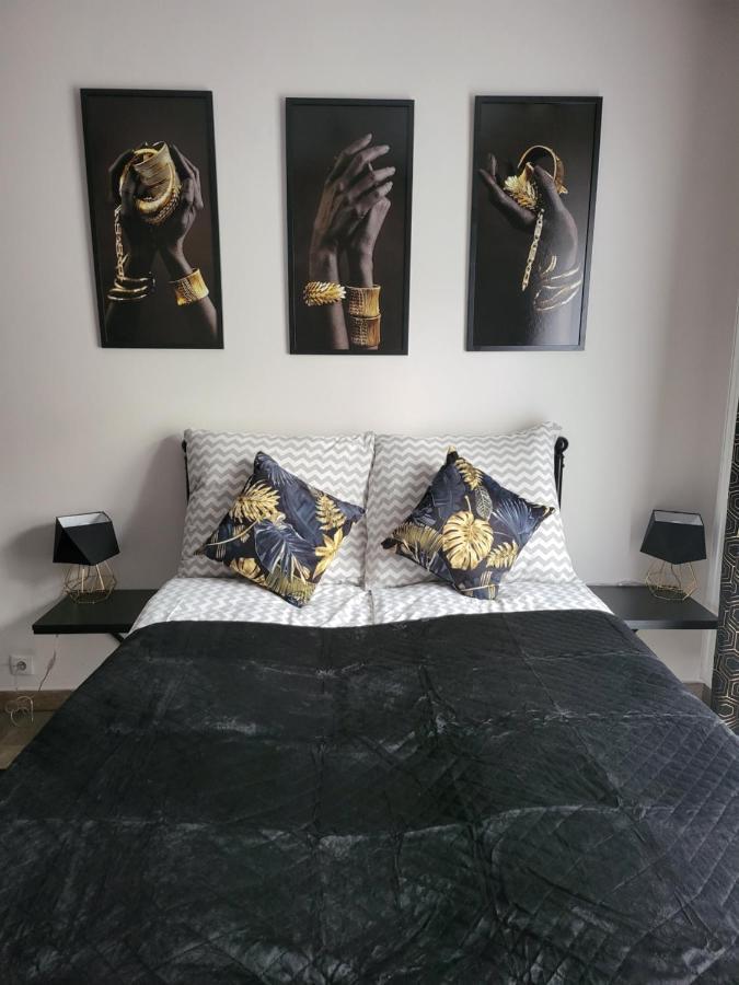 Moon Hostel Poznan Bagian luar foto