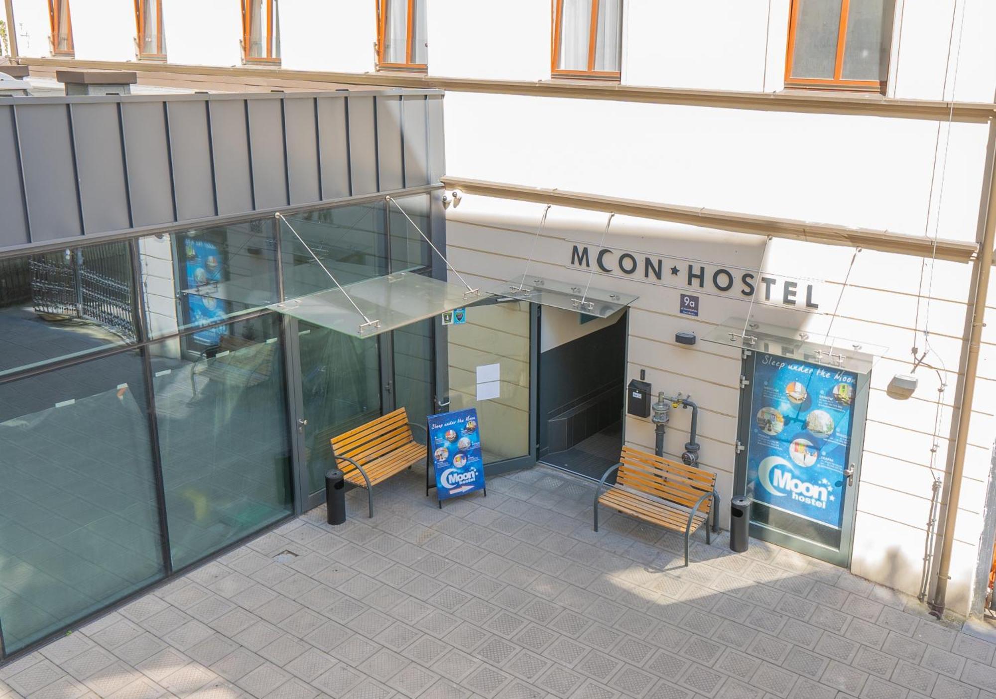 Moon Hostel Poznan Bagian luar foto