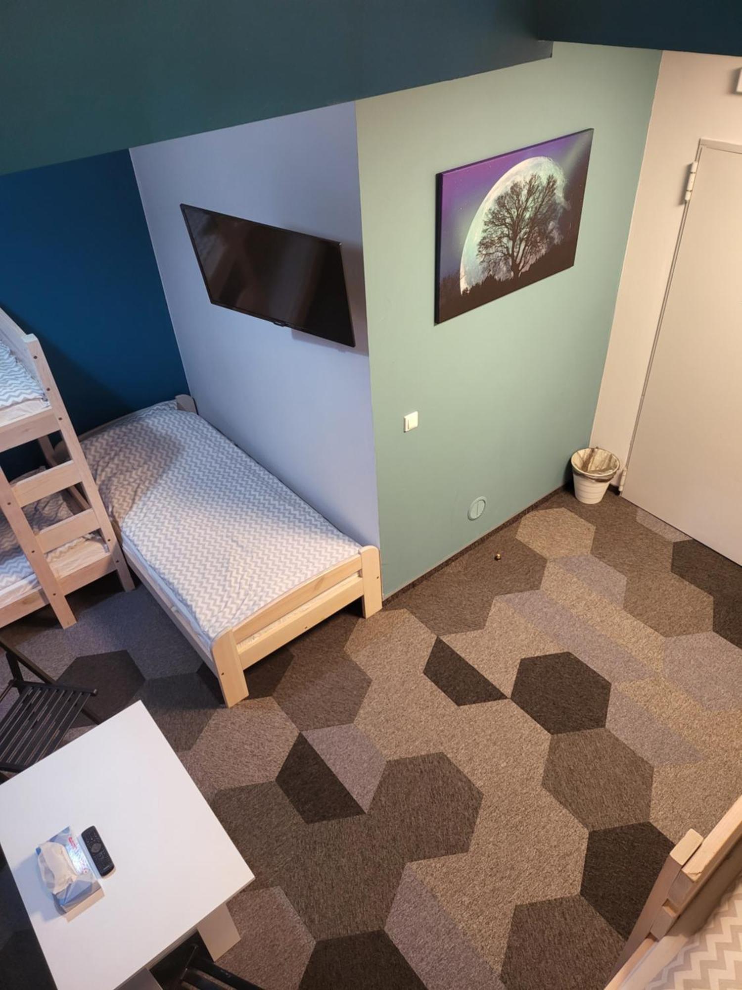 Moon Hostel Poznan Bagian luar foto