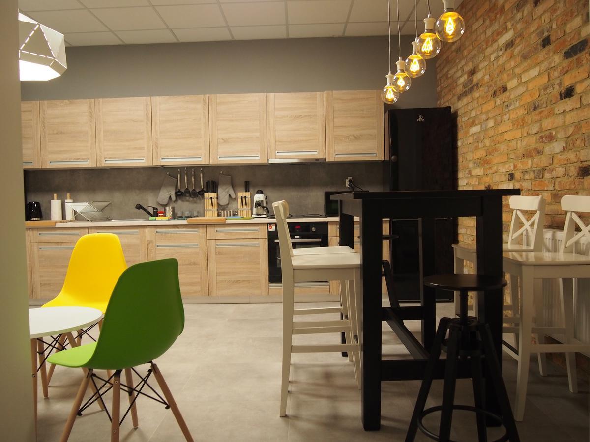 Moon Hostel Poznan Bagian luar foto