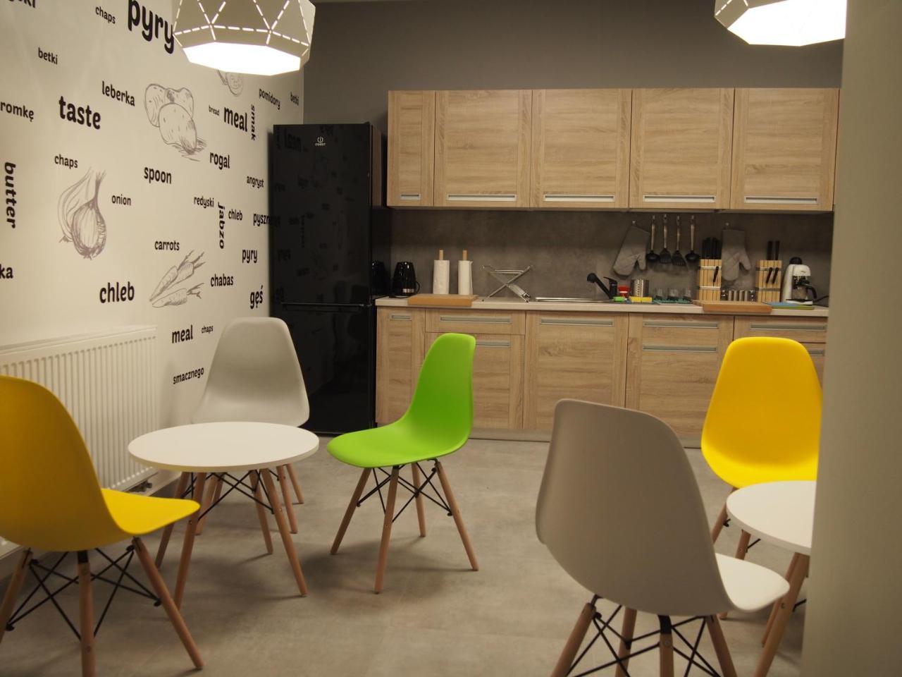 Moon Hostel Poznan Bagian luar foto
