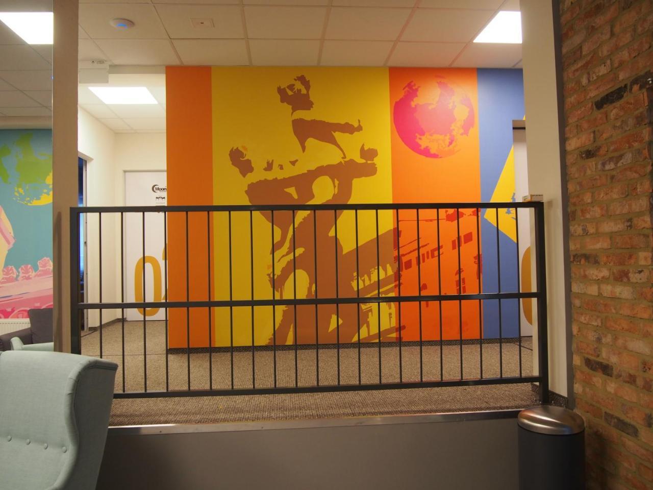 Moon Hostel Poznan Bagian luar foto