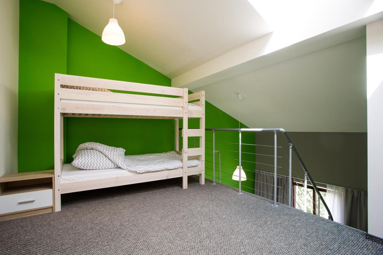 Moon Hostel Poznan Bagian luar foto