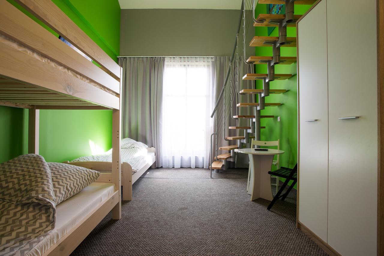 Moon Hostel Poznan Bagian luar foto