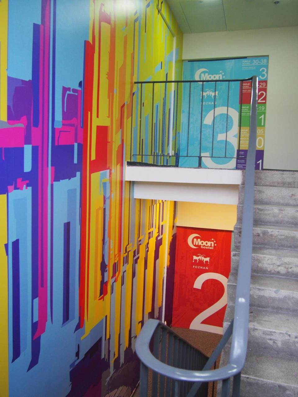 Moon Hostel Poznan Bagian luar foto