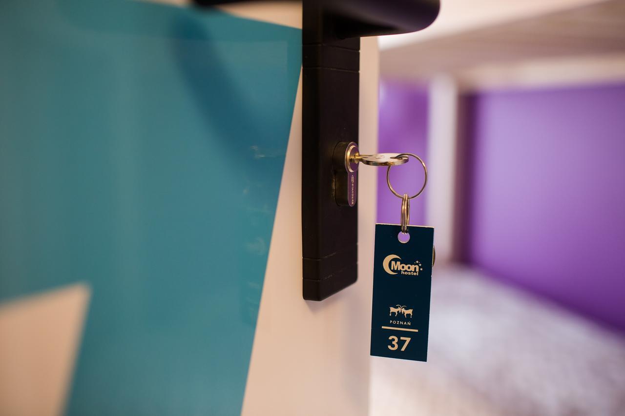 Moon Hostel Poznan Bagian luar foto