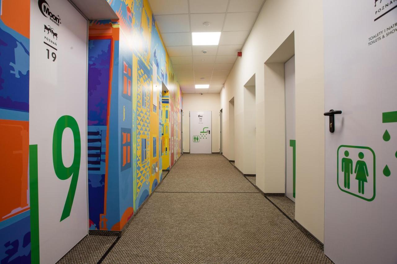 Moon Hostel Poznan Bagian luar foto